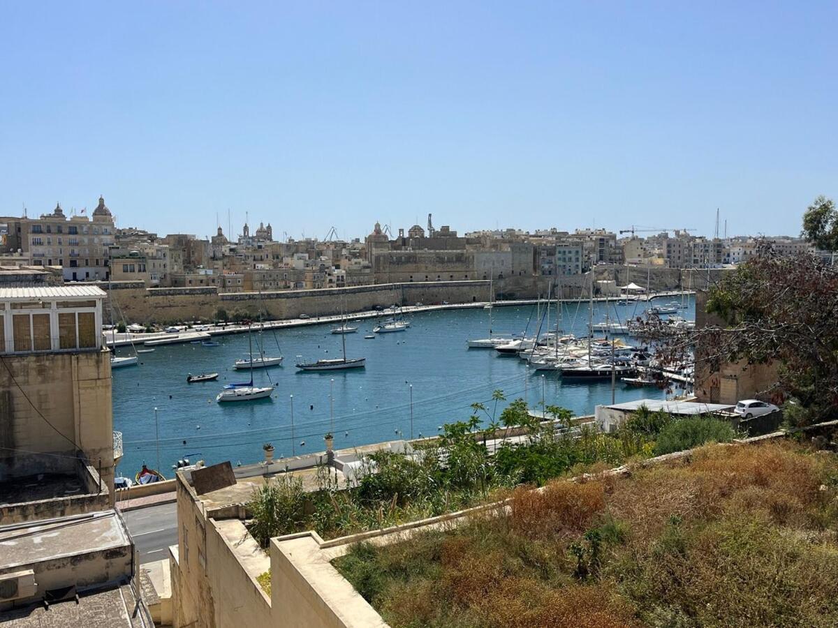 Harbour View Apt With Terrace Kalkara Екстер'єр фото